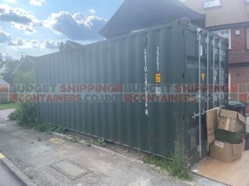 20ft Nearly New Shipping Container (London)