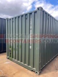 non door end of smart one trip green shipping container