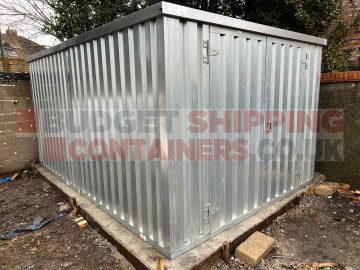 galvanised steel flat pack with double doors
