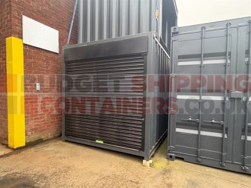 15ft Refurbished Roller Shutter Shipping Container (Liverpool)